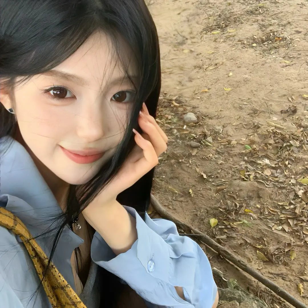 窗里的光